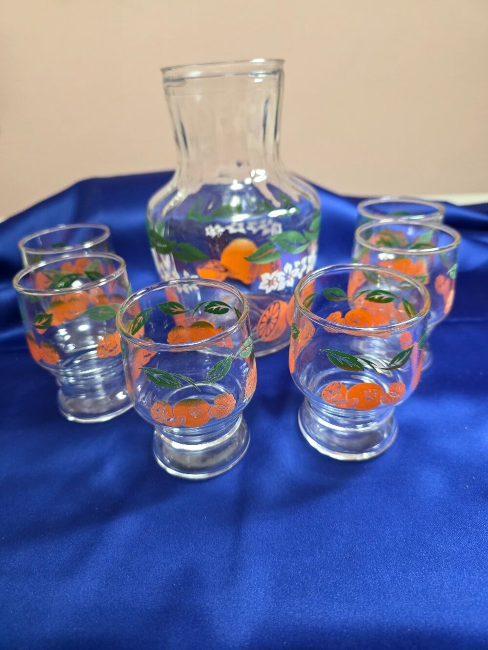 Vintage Anchor Hocking Juice carafe and 6 footed tumblers
